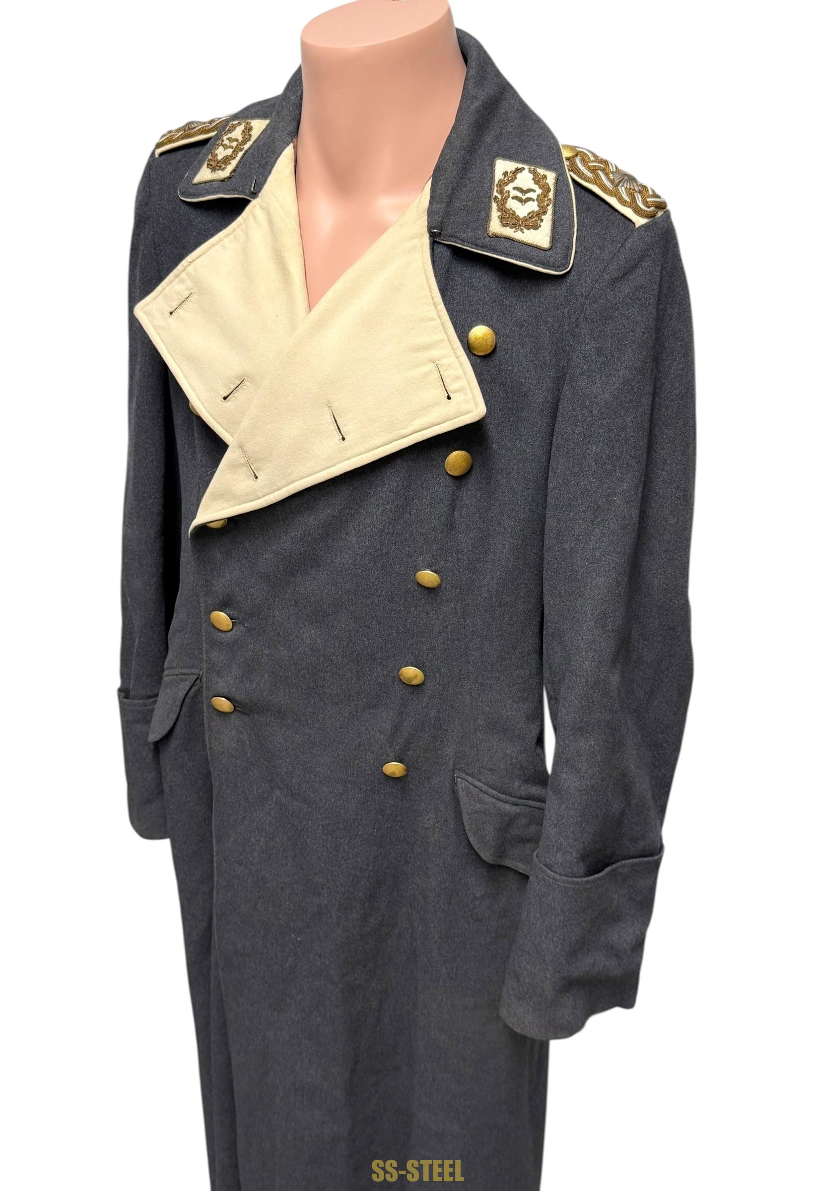 Fine Luftwaffe Generalmajor's Mantel - Image 14