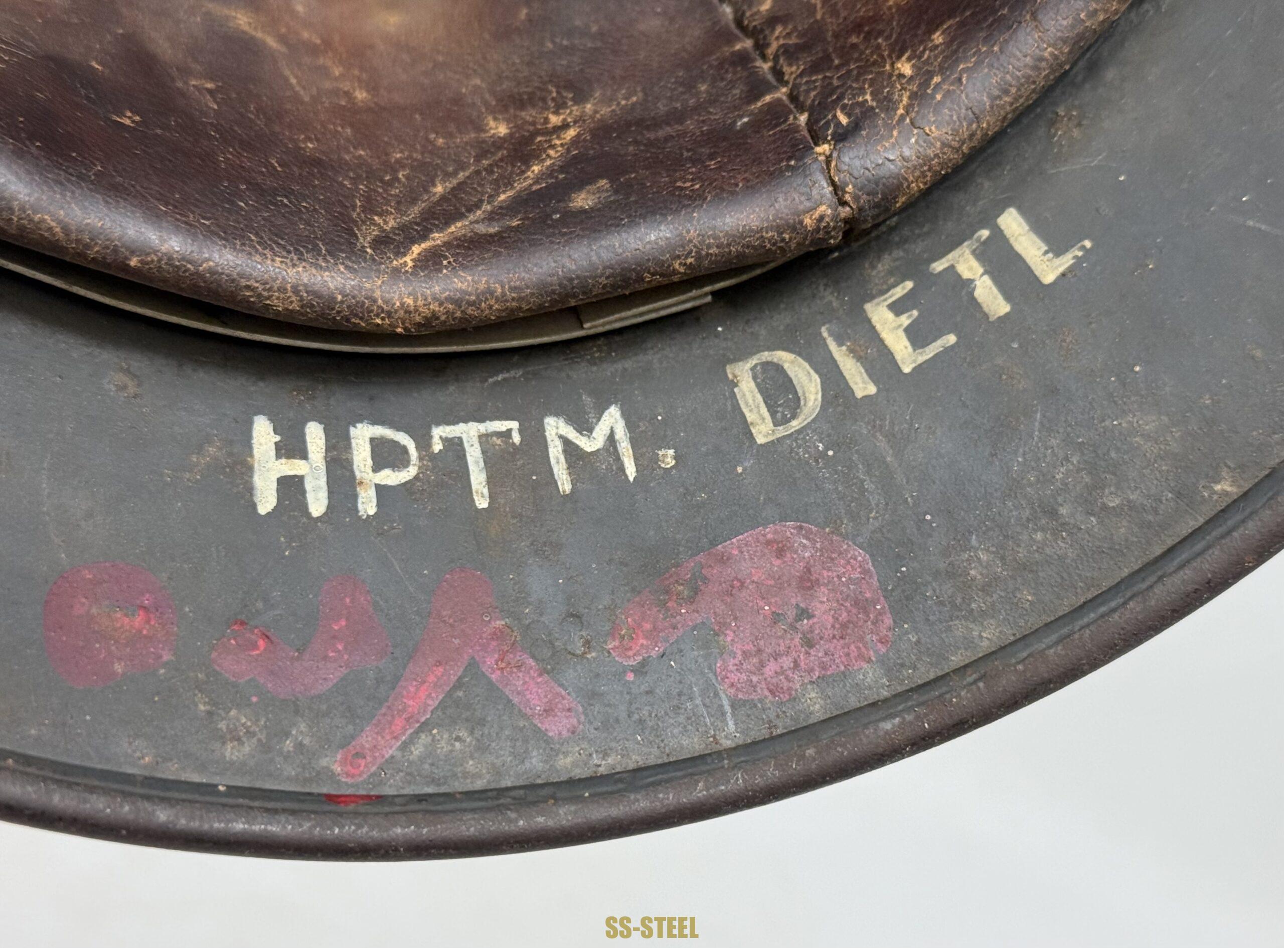 Luftwaffe M35 Unit/Named Camo Helmet - Image 12