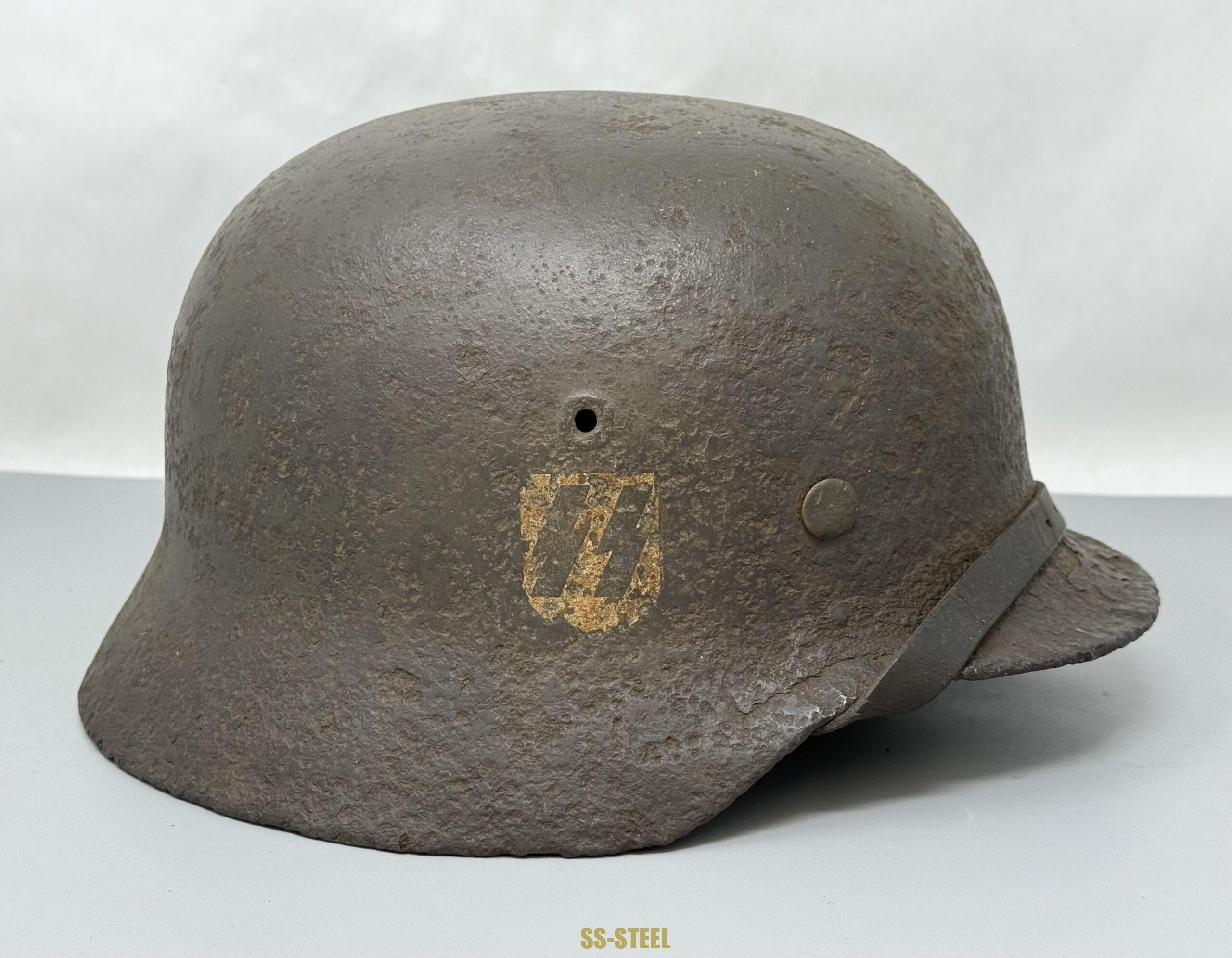 M40 Single Decal SS Helmet