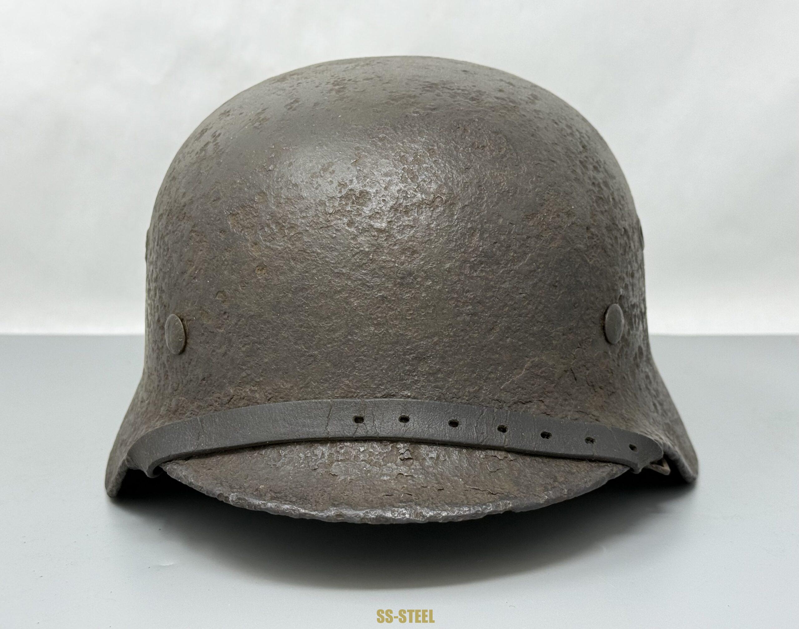 M40 Single Decal SS Helmet - Image 4