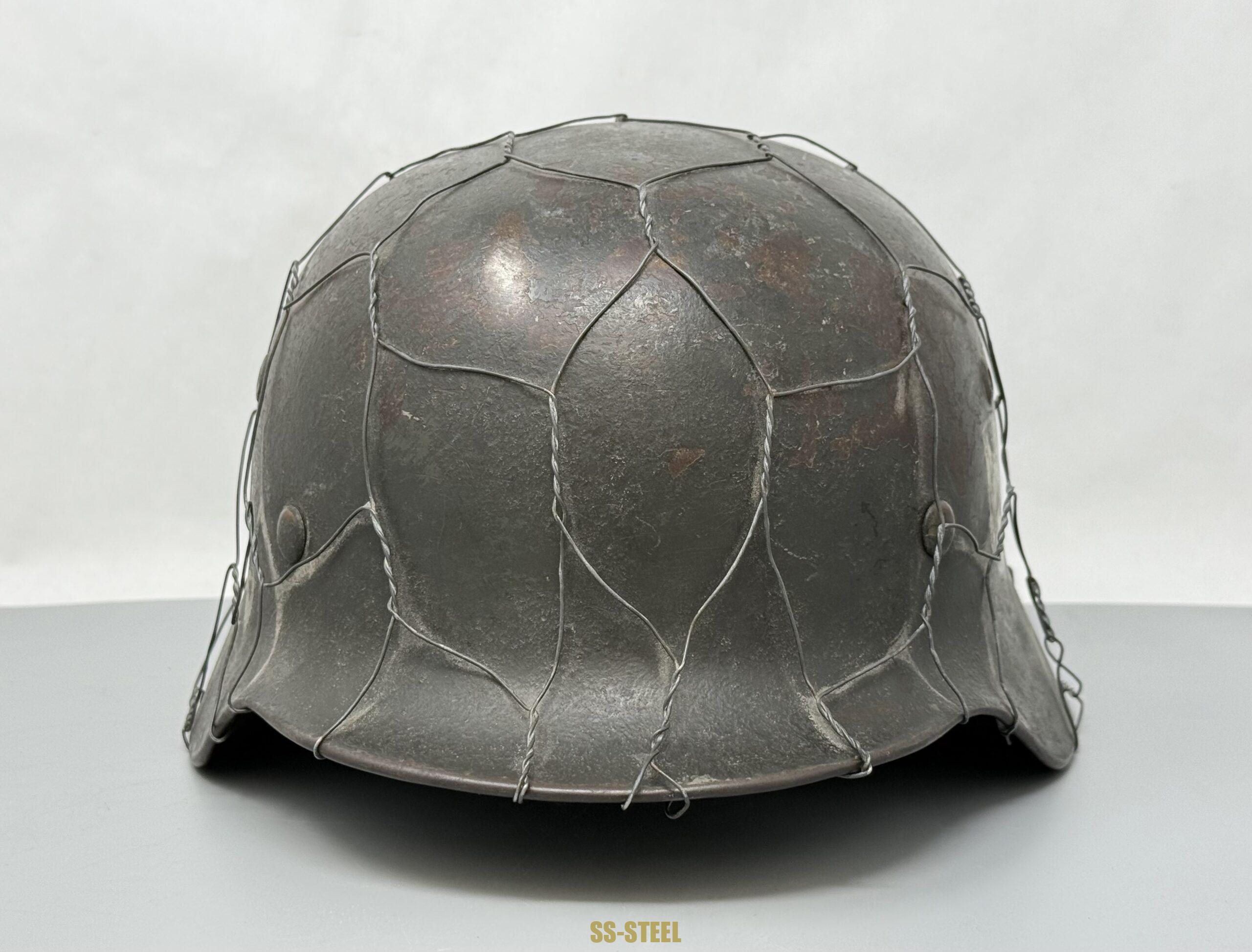 M35 Heer Chickenwire Helmet - Image 3