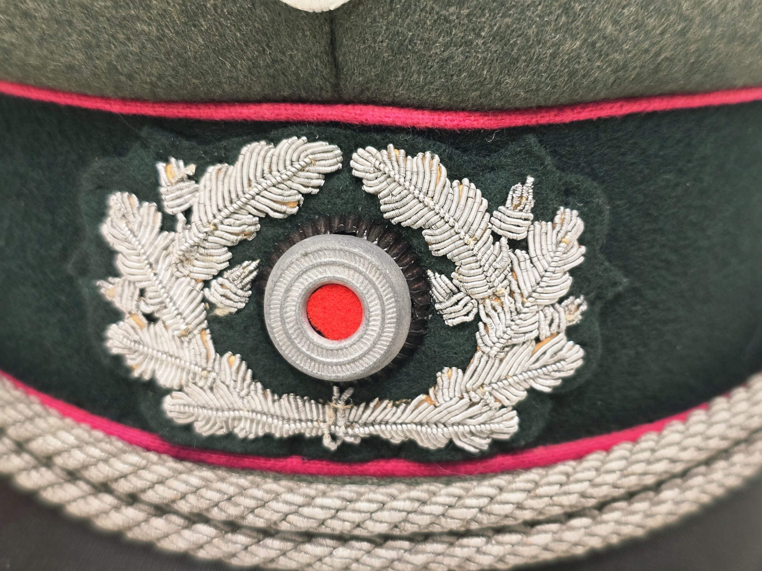 Heer Panzer Officer's Visor Cap - Image 2