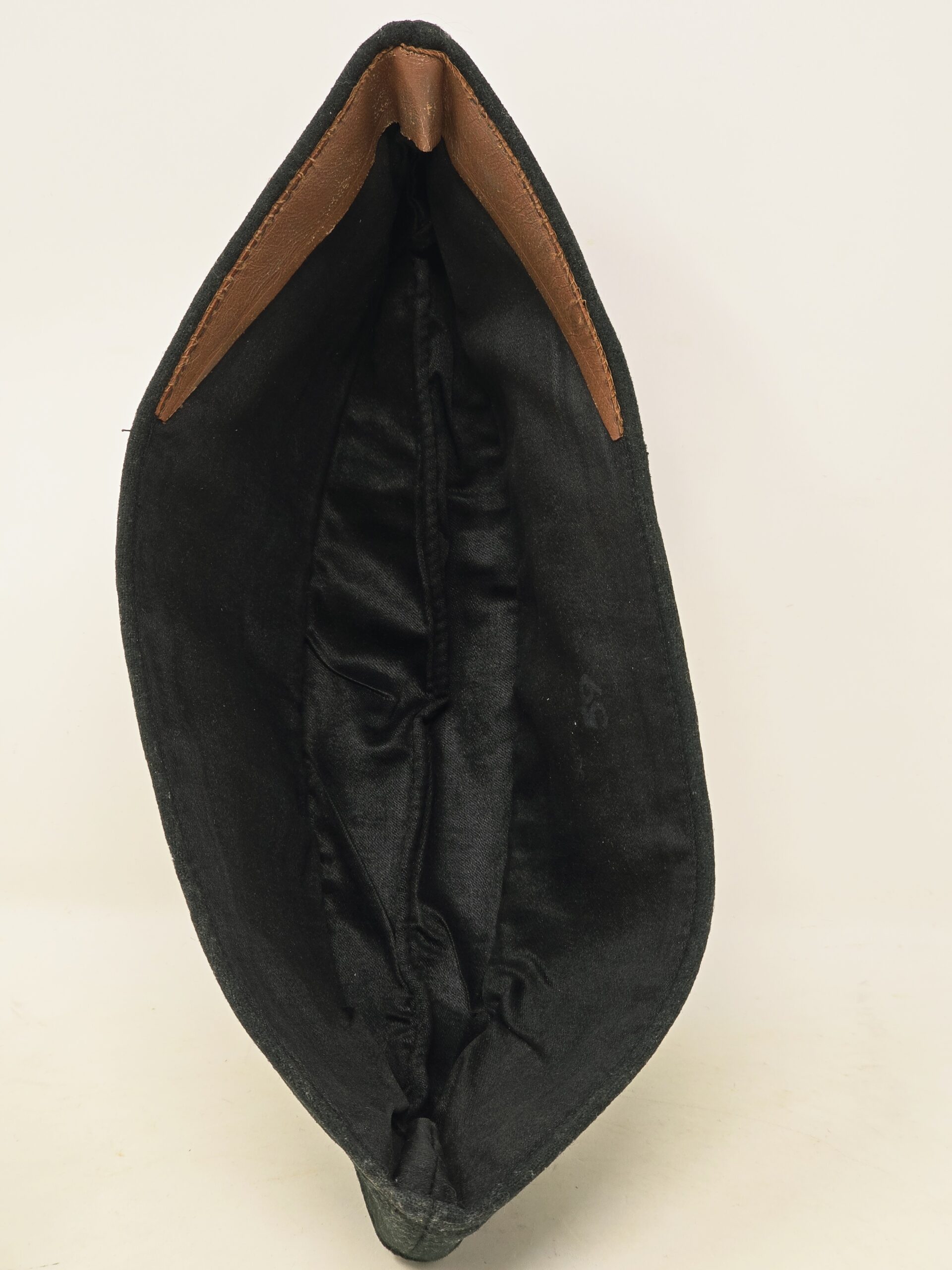 Killer Waffen-SS Panzer Officer's Schiffchen Cap - Image 3
