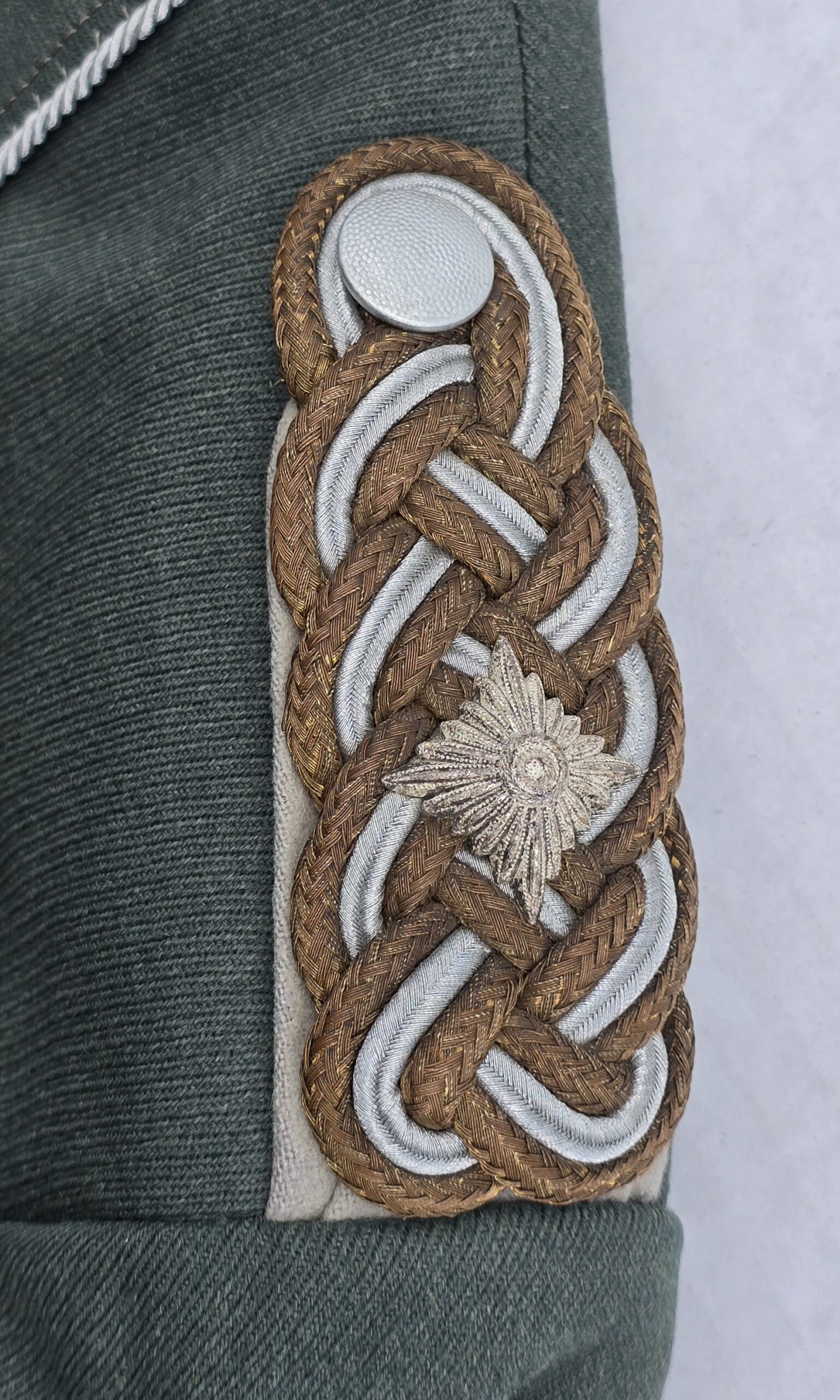Exquisite SS General's M36 Tunic in Field-Grey - Image 13