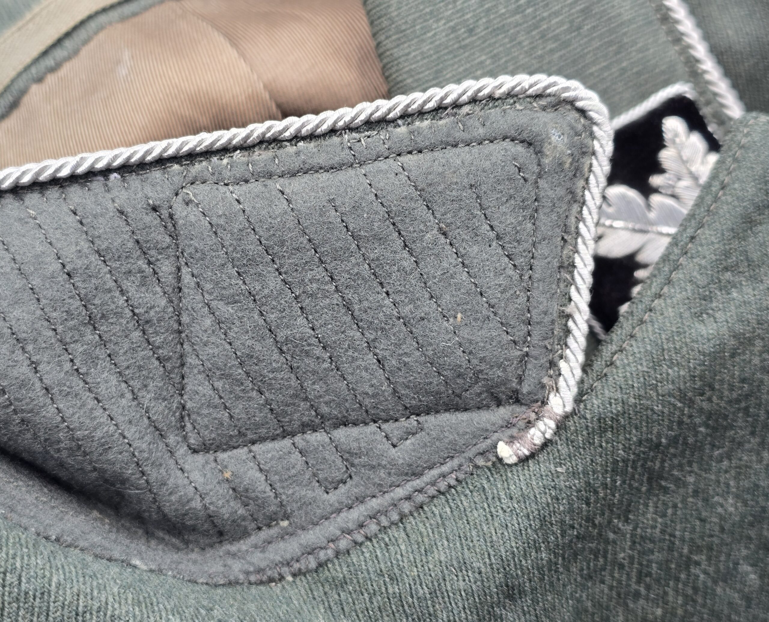 Exquisite SS General's M36 Tunic in Field-Grey - Image 7