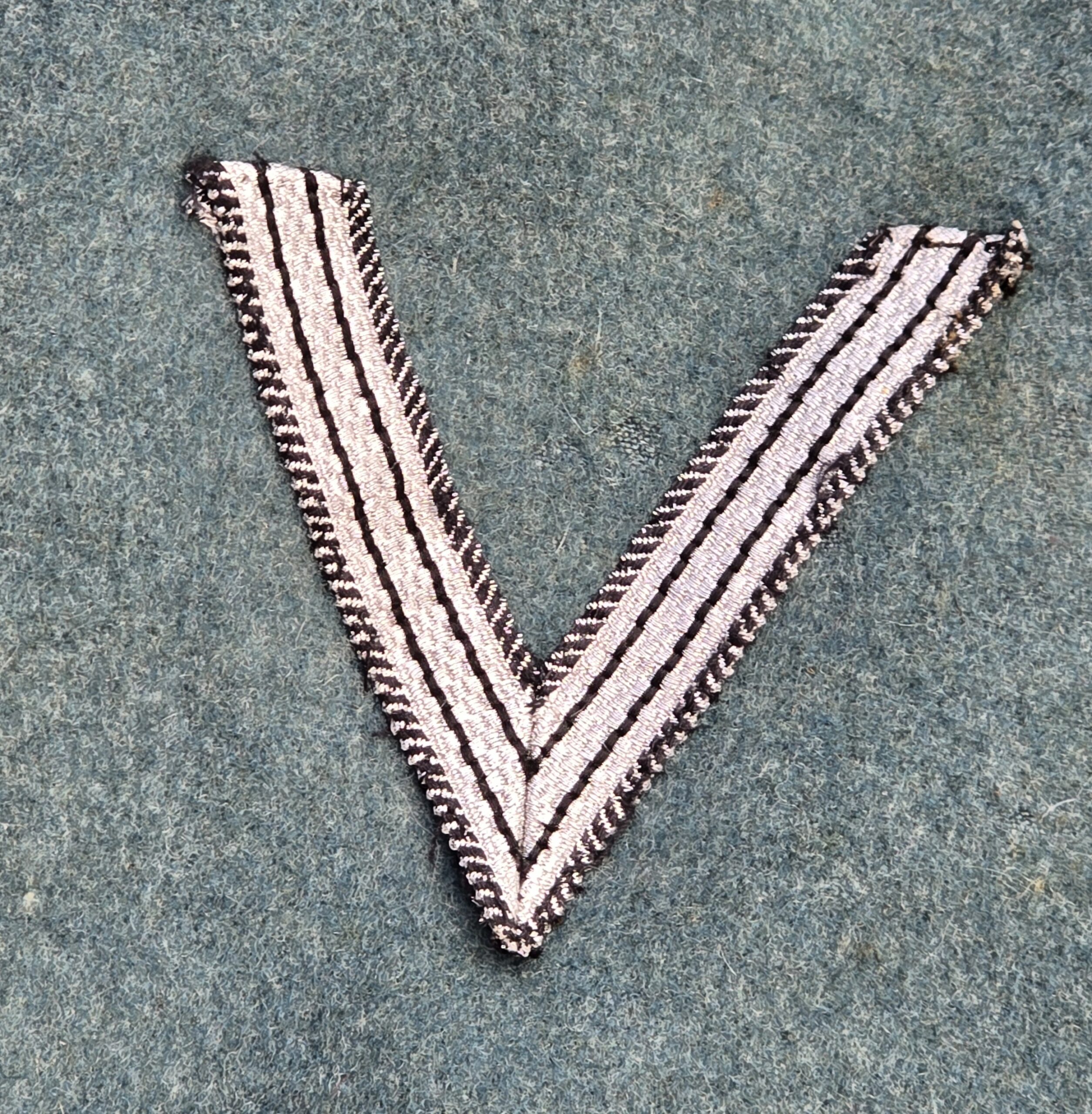 Killer Totenkopf Officer's Service Tunic - Image 28