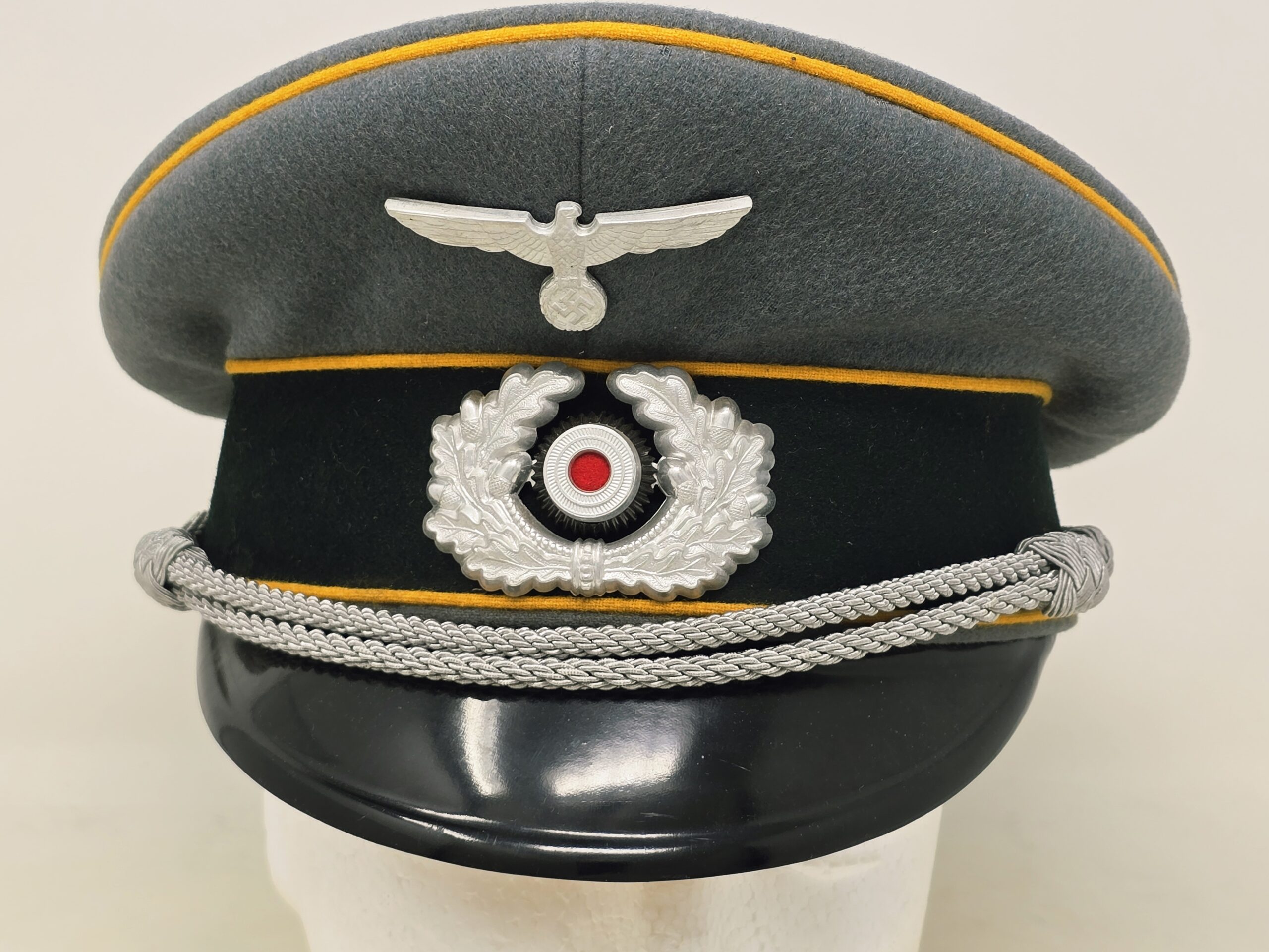 Fine Heer Officer's Visor Cap- Recon Piped