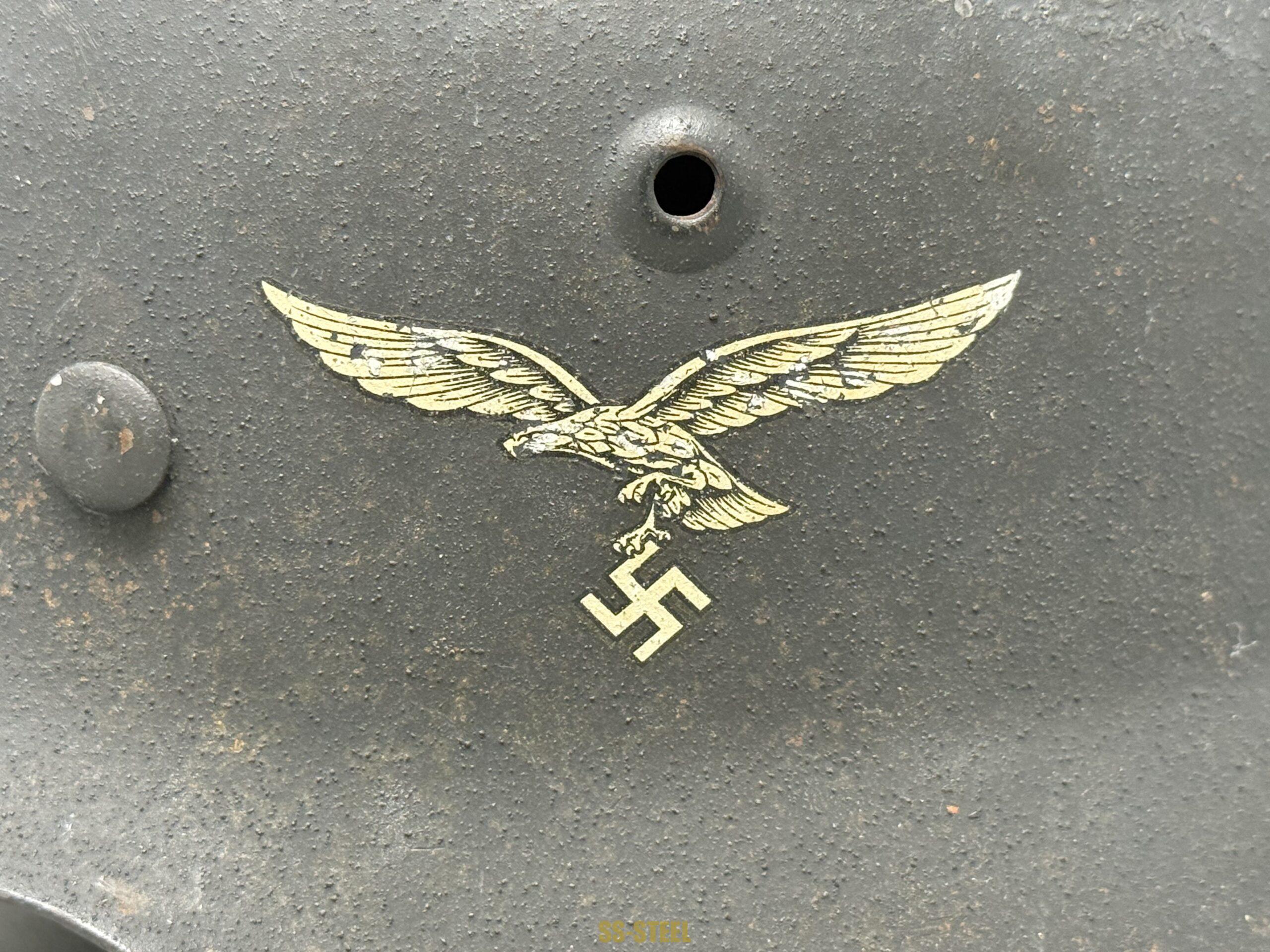 Luftwaffe M42 Single Decal Helmet - Image 10