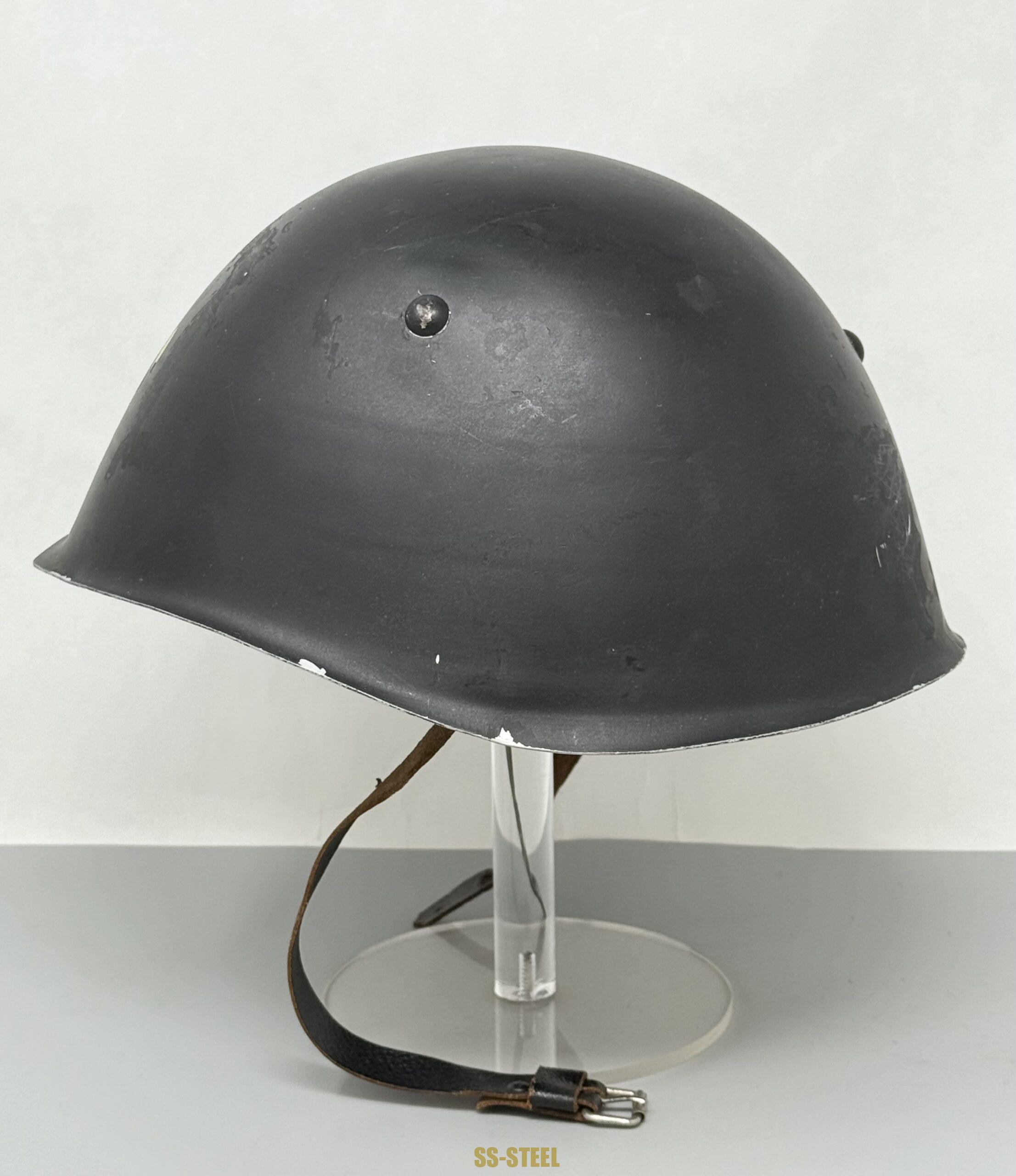 Italian M33 Fascist Parade Helmet NAMED - Image 6