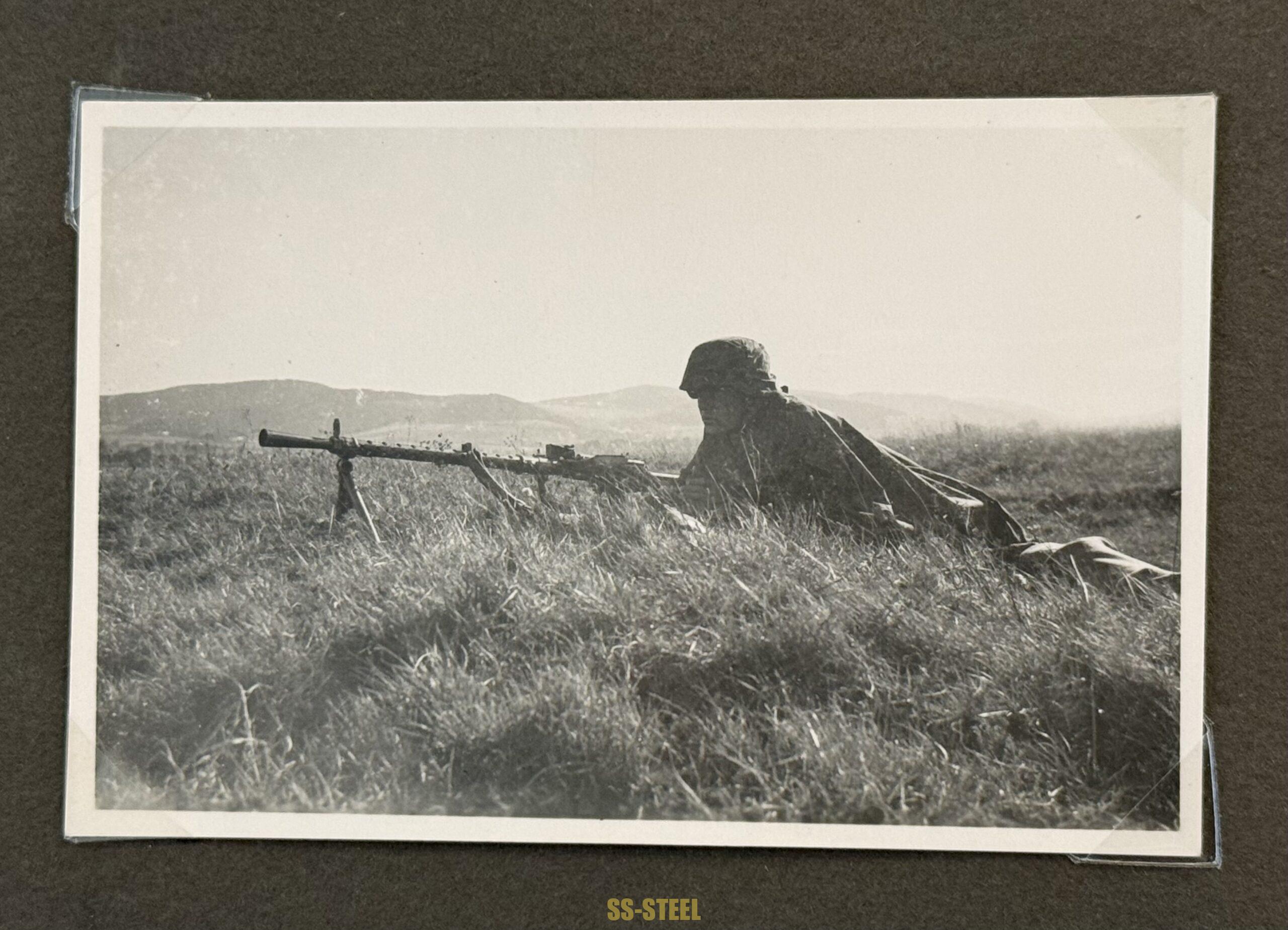 Fine SS-VT Photo Album - Image 12