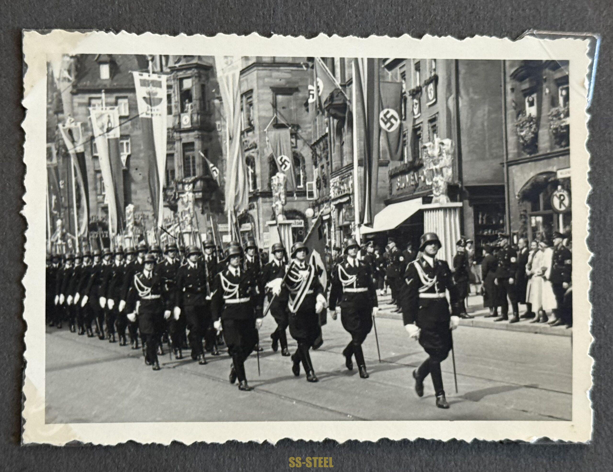 Fine SS-VT Photo Album - Image 31