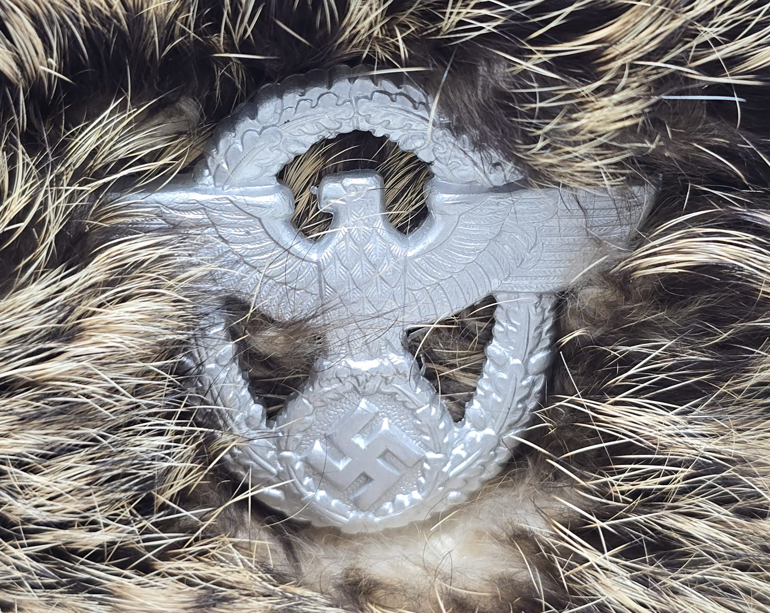 Minty Polizei Winter Fur Cap - Image 2