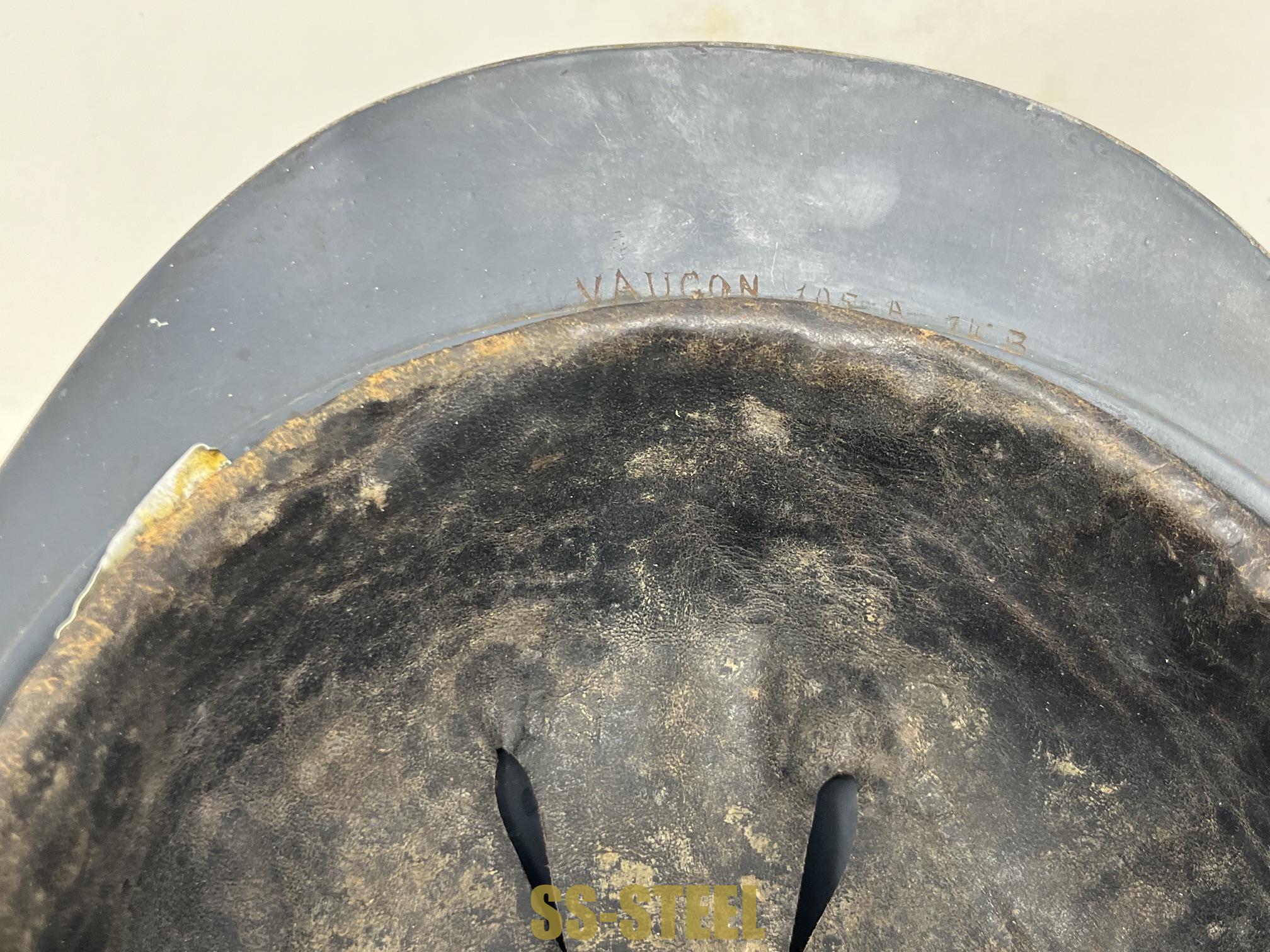 French Adrian Helmet for Artillery - Image 7