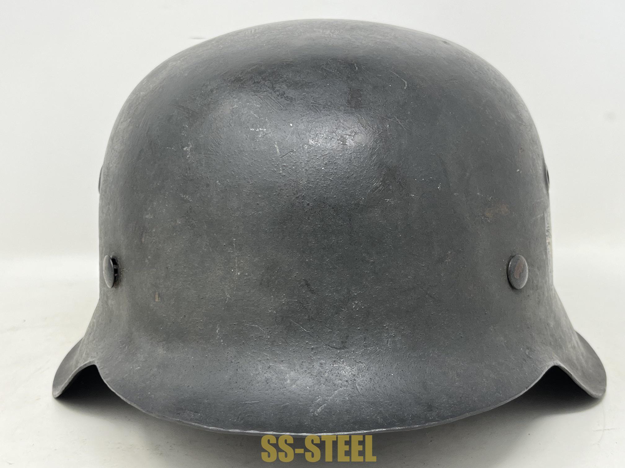HOLD (c.j.) Huge M42 Polizei Helmet, Anzio Vet - Image 4
