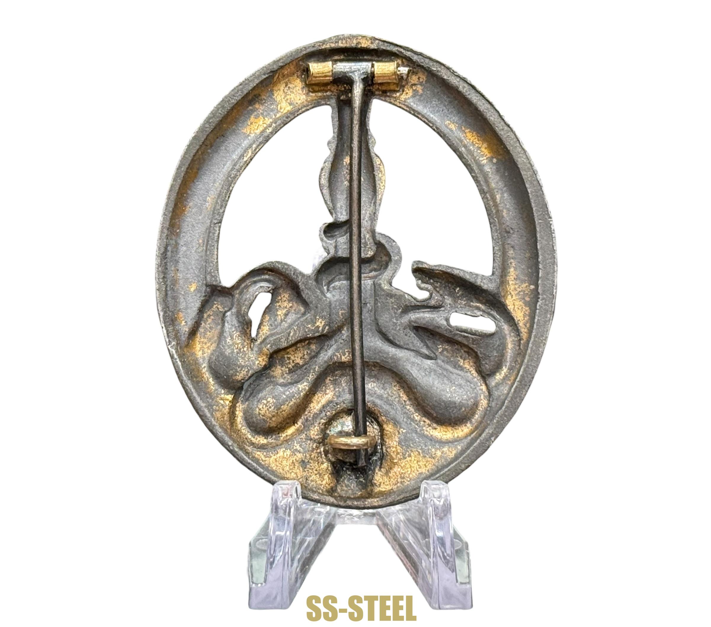 Anti-Partisan Badge in GOLD - Image 9