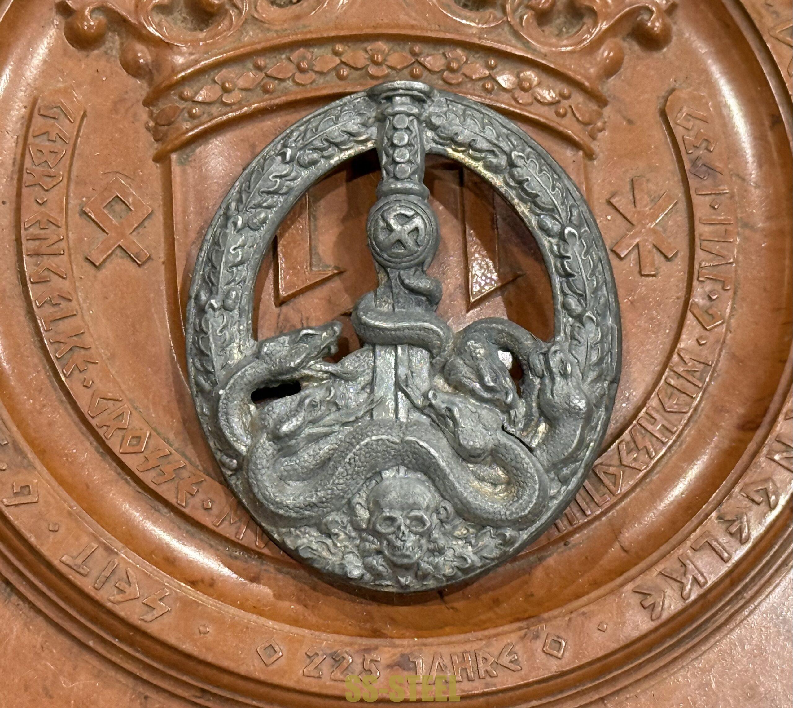 Anti-Partisan Badge in GOLD - Image 7