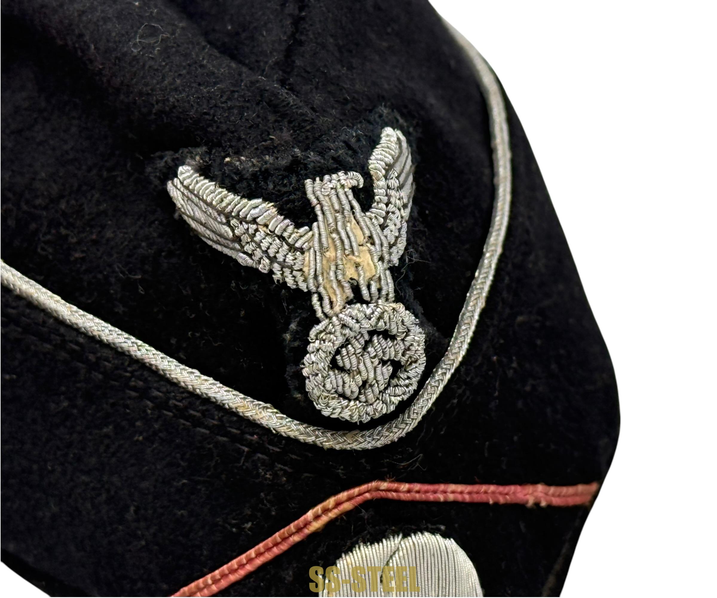 Stunning Waffen-SS Panzer Officer's Side Cap - Image 18