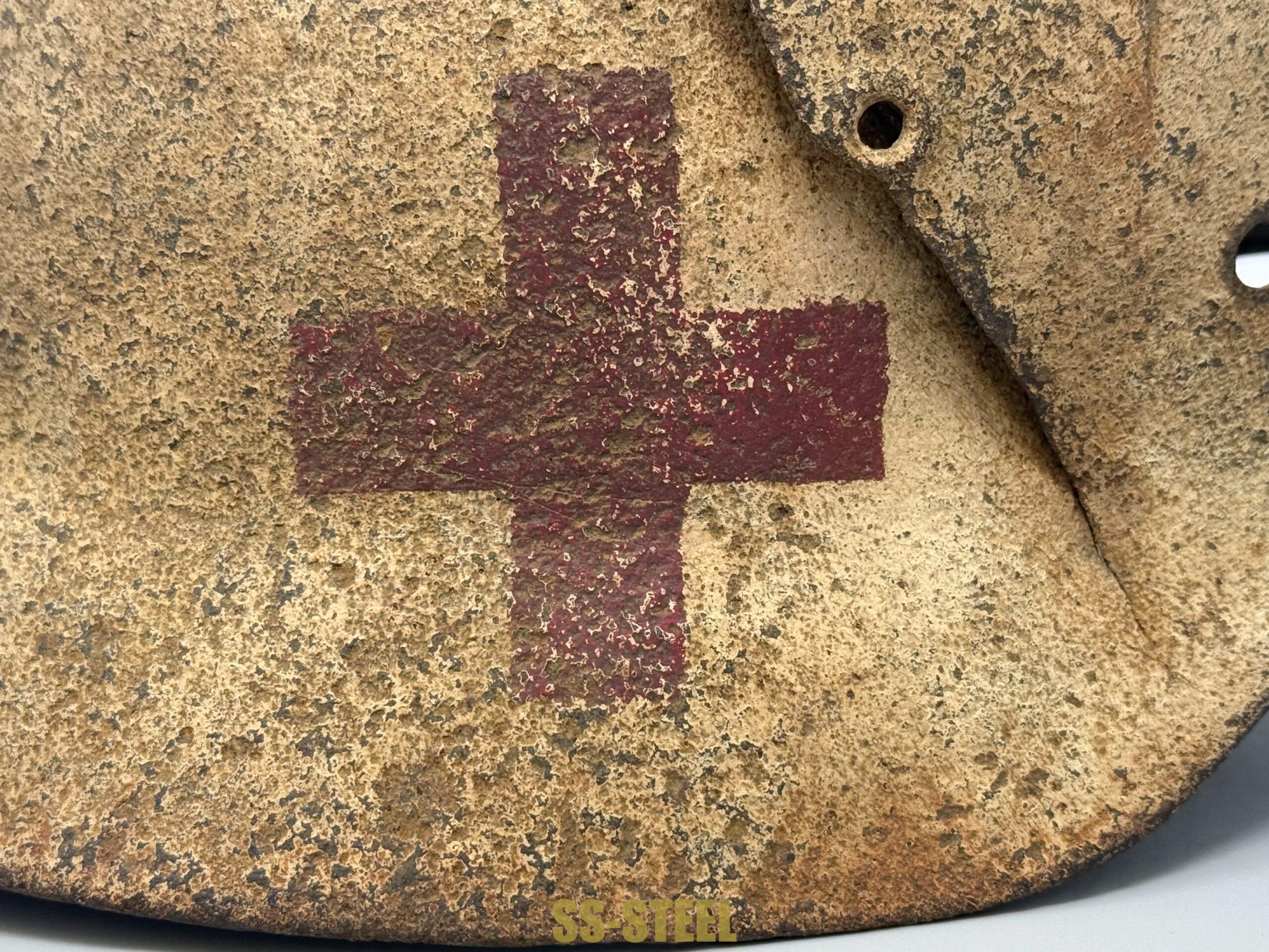 M40 Medic Helmet-BATTLE DAMAGE - Image 12
