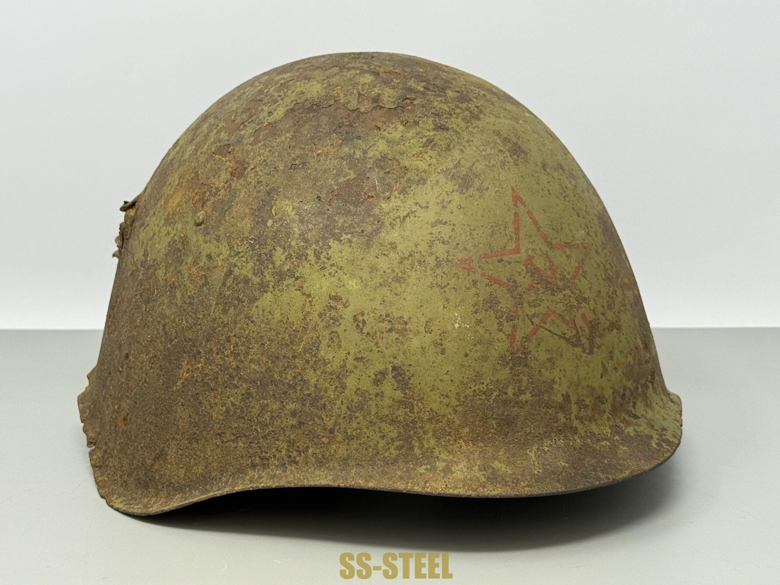 SSH-39 Helmet and RUSSIAN Capture German Heer Buckle--Battle Damaged - Image 4