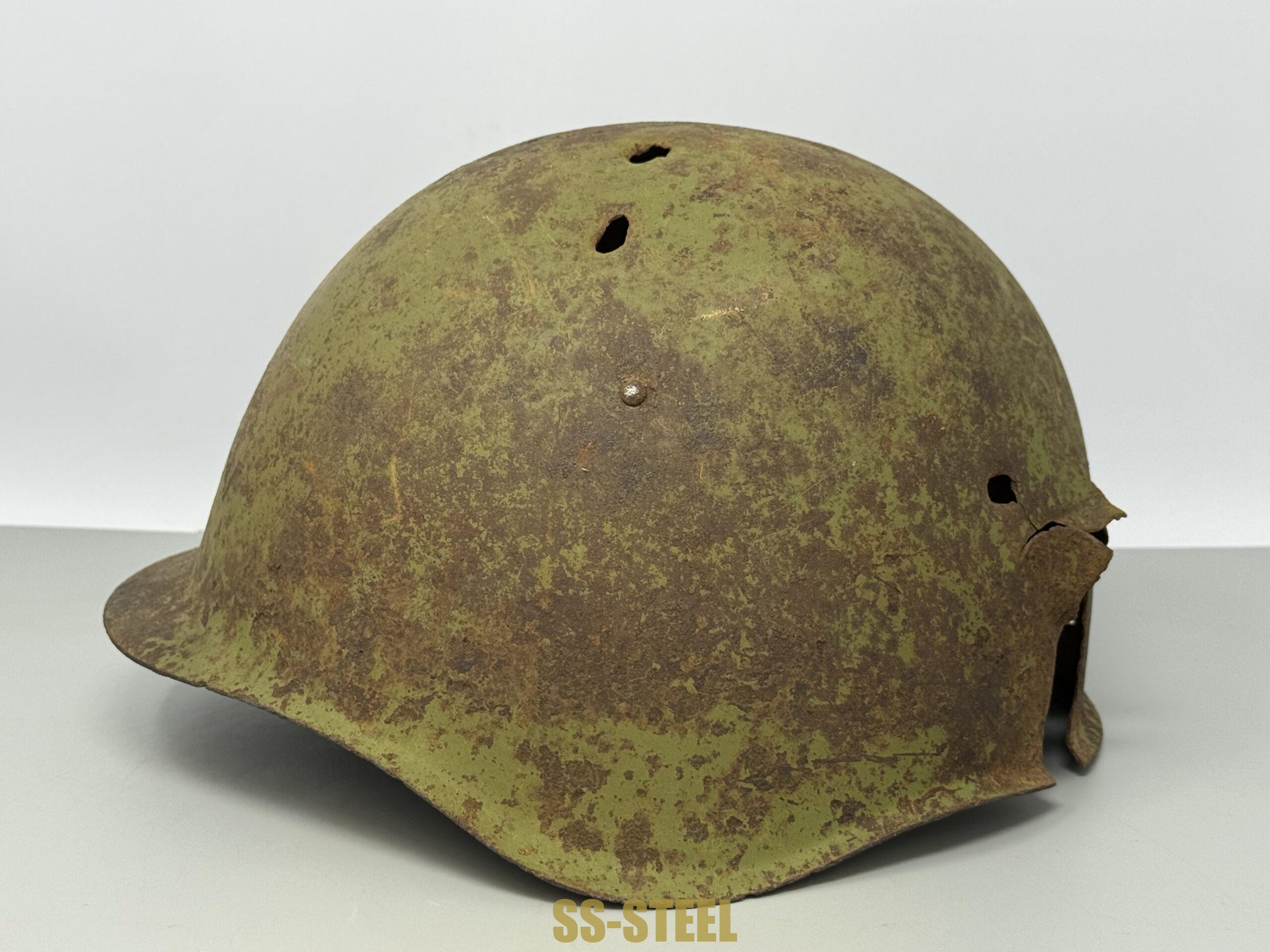 SSH-39 Helmet and RUSSIAN Capture German Heer Buckle--Battle Damaged - Image 10