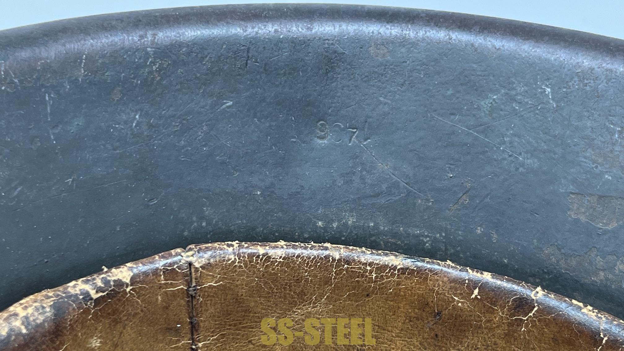 Sand Textured Camouflage M42 Heer Helmet - Image 10