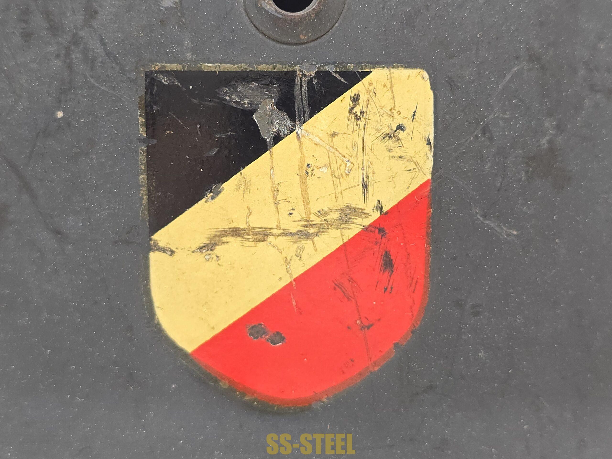 Sharp Luftwaffe M35 Double Decal Helmet, 1939 - Image 4