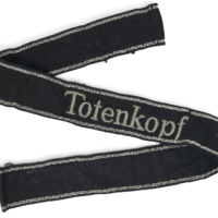 Exquisite, Full Length ,,Totenkopf'' Cufftitle, RZM