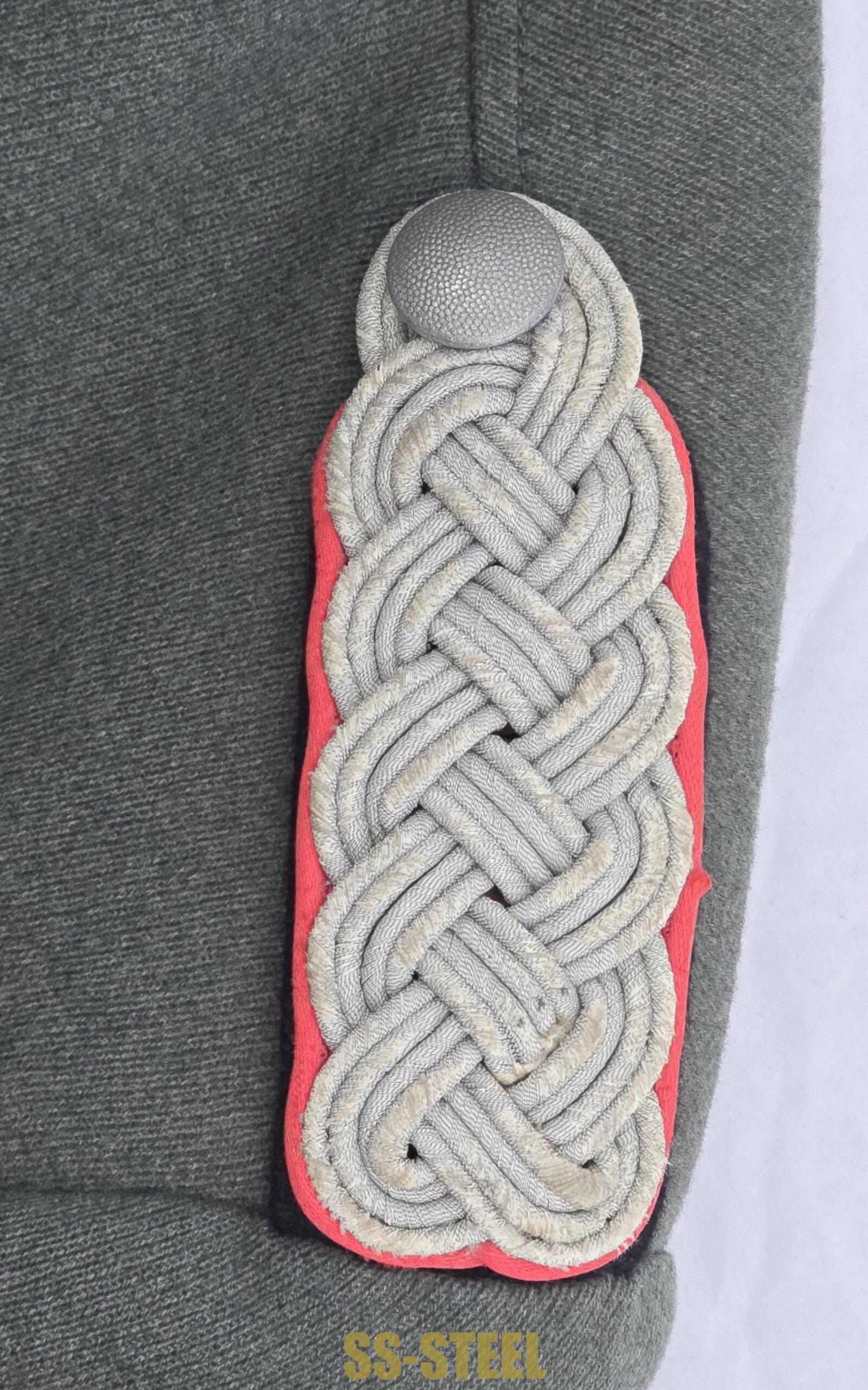 Phenomenal, Named 17th SS-Pz Div ,,GvB'' Officer's Tunic - Image 15