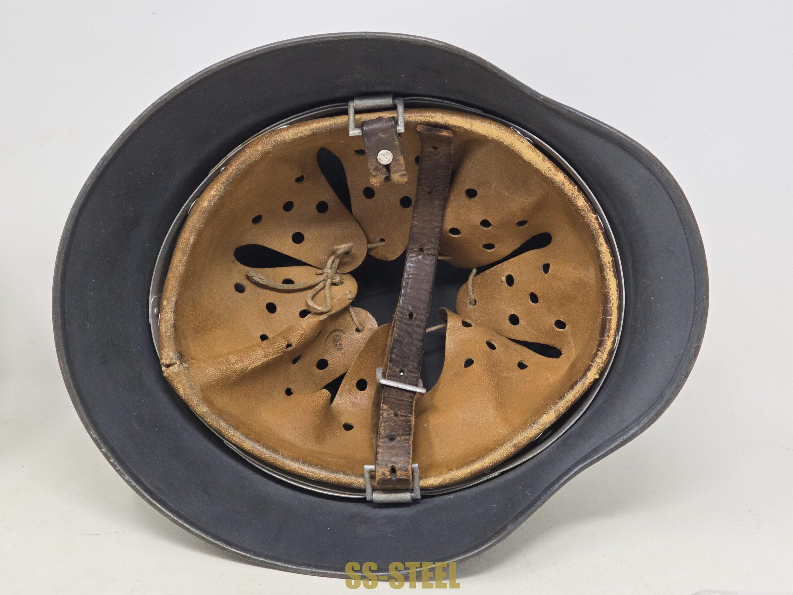 Sharp Luftwaffe M35 Double Decal Helmet, 1939 - Image 14