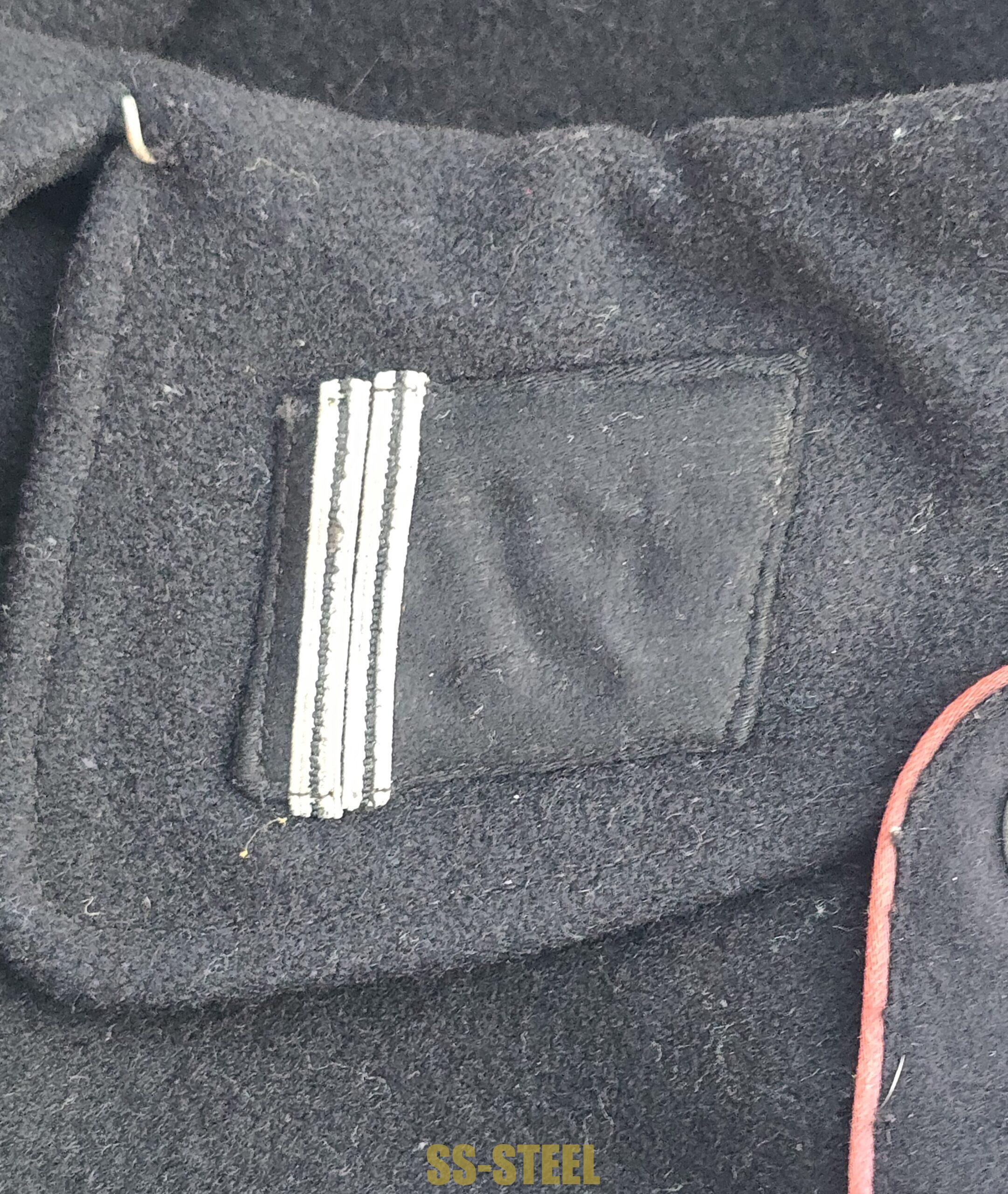 Stunning, Rare SS-Pz Div Totenkopf Panzerjacke - Image 19