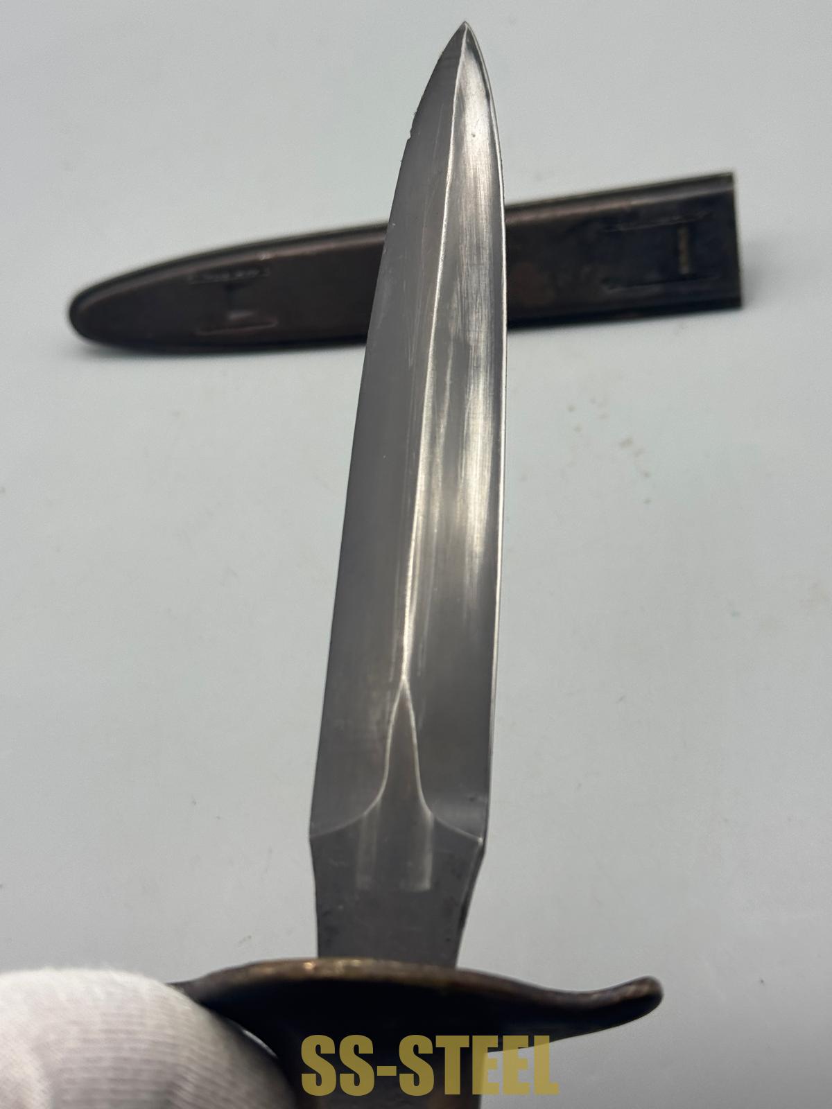 Beautiful US 1918 Knuckle Knife - Image 12