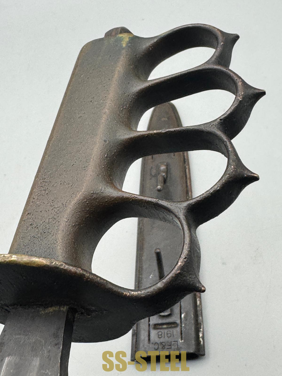 Beautiful US 1918 Knuckle Knife - Image 9